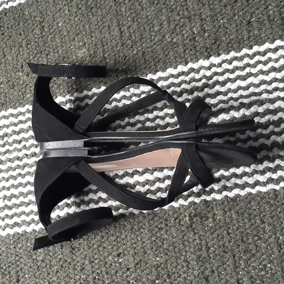 Bershka Strapy Sandals 👡 🩴 - Picture 5 of 7